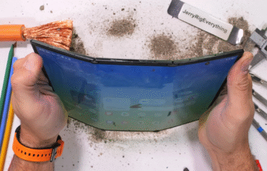 JerryRigEverything tests the durability of the Galaxy Z TriFold — breaking the “tri-fold” is easy