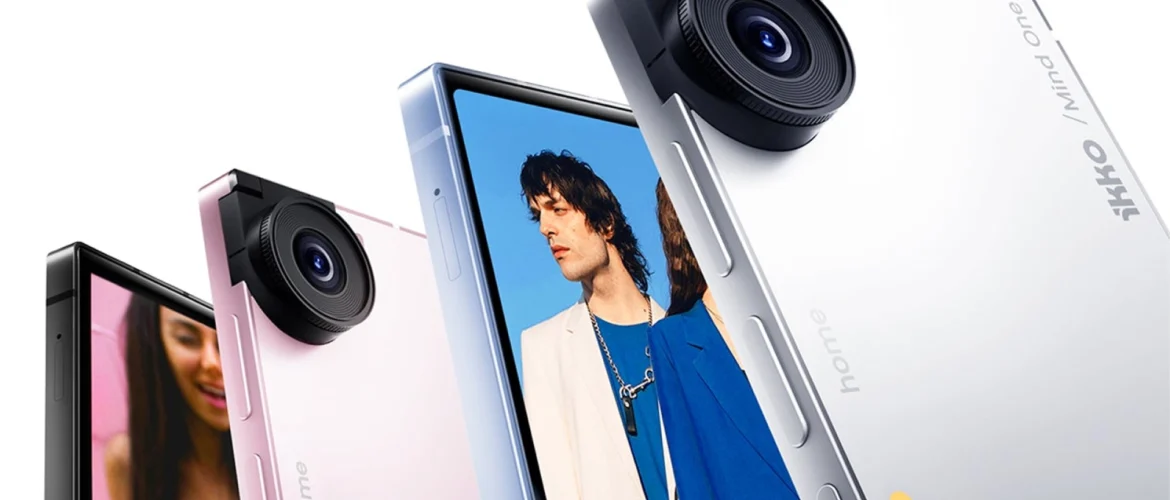 Compact MindOne Smartphone Unveiled at CES 2026 — 4″ Screen and 8.9 mm Thick