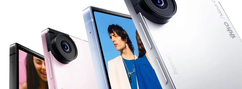 Compact MindOne Smartphone Unveiled at CES 2026 — 4″ Screen and 8.9 mm Thick